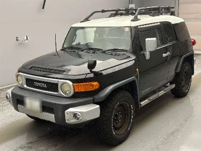 TOYOTA FJ CRUISER