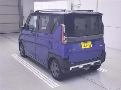 Mitsubishi Delica Mini