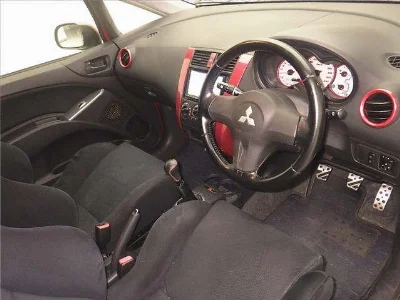 MITSUBISHI COLT