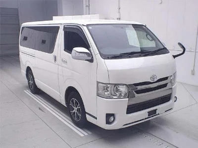 TOYOTA REGIUS ACE