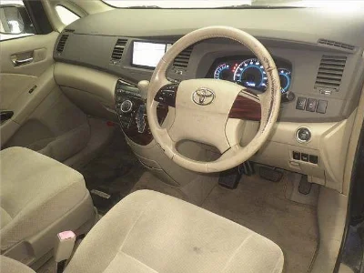 TOYOTA ISIS