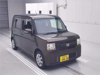 DAIHATSU MOVE CONTE