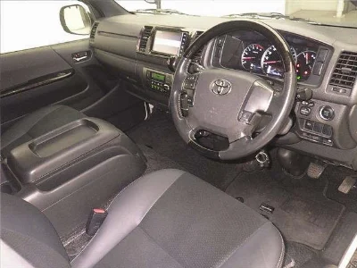TOYOTA REGIUS ACE