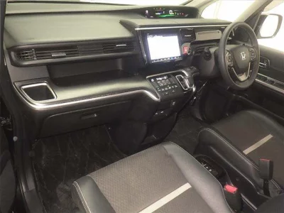 HONDA STEPWGN SPADA