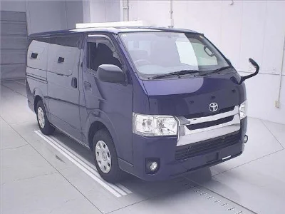 TOYOTA REGIUS ACE