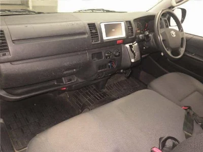 TOYOTA REGIUS ACE