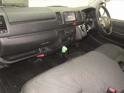 TOYOTA HIACE
