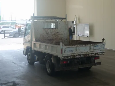 MITSUBISHI CANTER