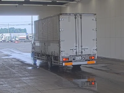 MITSUBISHI FUSO FIGHTER