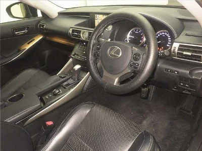 LEXUS IS