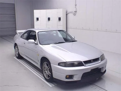 NISSAN SKYLINE