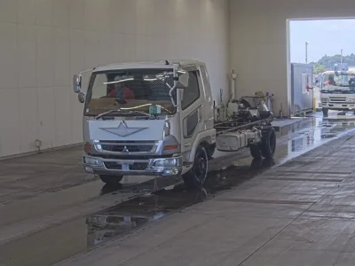 MITSUBISHI FUSO FIGHTER
