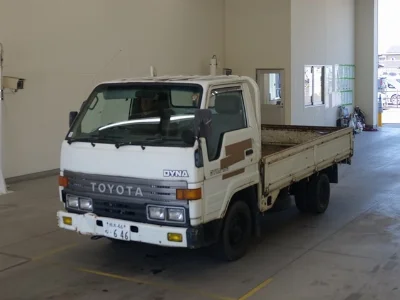 TOYOTA DYNA
