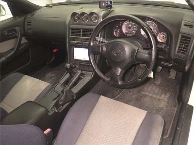 NISSAN SKYLINE