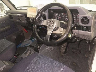 TOYOTA LAND CRUISER 70