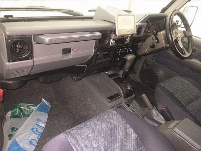 TOYOTA LAND CRUISER 70