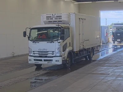 ISUZU FORWARD