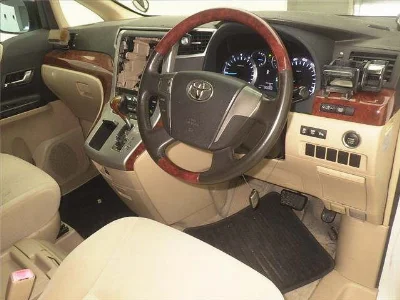 TOYOTA ALPHARD