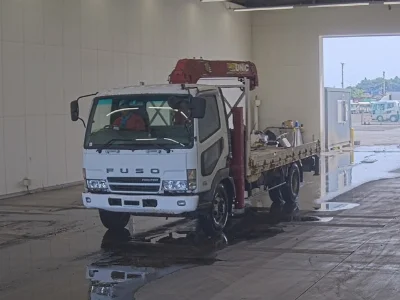 MITSUBISHI FUSO FIGHTER