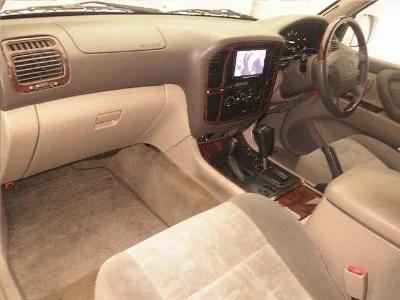 TOYOTA LAND CRUISER 100