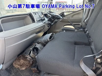 MITSUBISHI CANTER