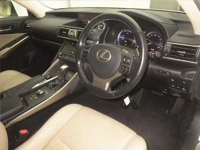 LEXUS IS