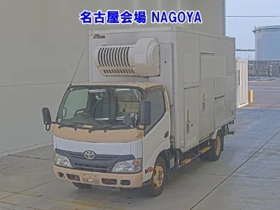 TOYOTA DYNA