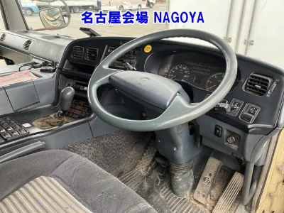 MITSUBISHI FUSO SUPER GREAT