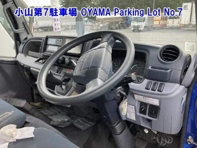MITSUBISHI CANTER