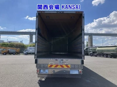 MITSUBISHI FUSO SUPER GREAT