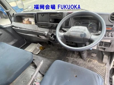 MITSUBISHI CANTER