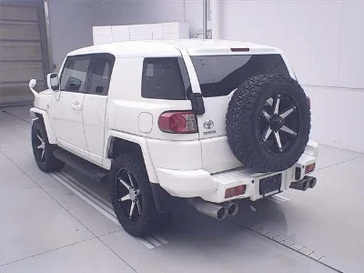 TOYOTA FJ CRUISER