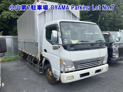 MITSUBISHI CANTER
