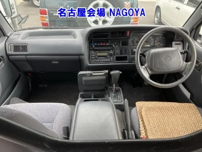 TOYOTA REGIUS VAN