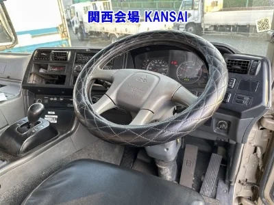 MITSUBISHI FUSO SUPER GREAT