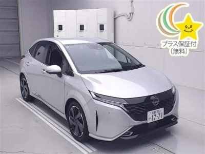 NISSAN AURA