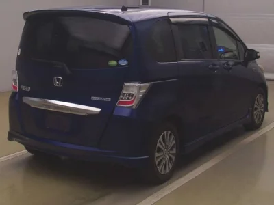 HONDA FREED HYBRID