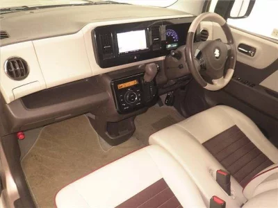 SUZUKI MRWAGON