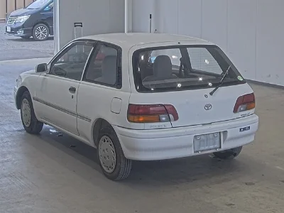 TOYOTA STARLET