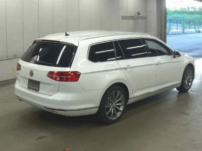 VOLKSWAGEN PASSAT VARIANT