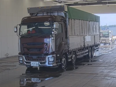 ISUZU GIGA