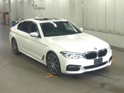 BMW 5 SERIES