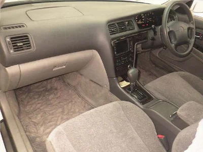 TOYOTA CRESTA