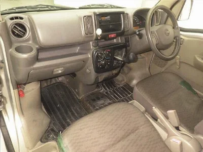 NISSAN NV100 CLIPPER