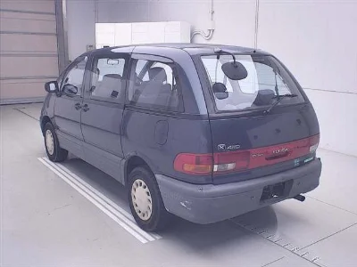 TOYOTA ESTIMA LUCIDA