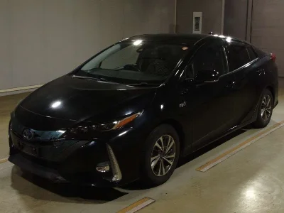 TOYOTA PRIUS PHV