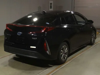 TOYOTA PRIUS PHV