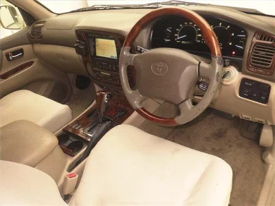 TOYOTA LAND CRUISER 100