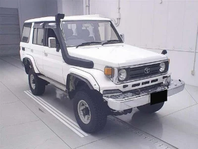 TOYOTA LAND CRUISER 70