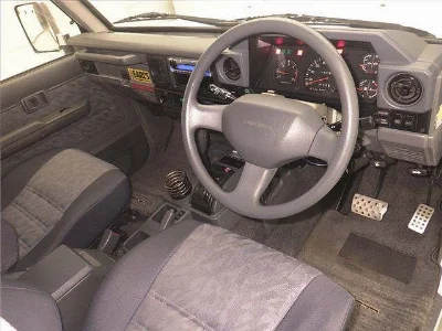 TOYOTA LAND CRUISER 70